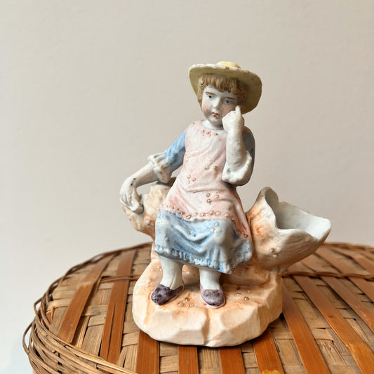 【Antique】Germany - 1900s Girl Biscuit Pottery Vase