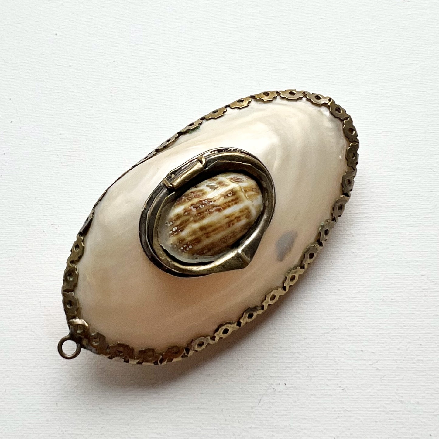 【Antique】France - 1800s Mother of Pearl Shell Etui Snuff Box