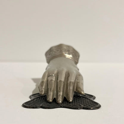 【Antique】UK - 1880s Elegant Hand Clip(Silver Tone)