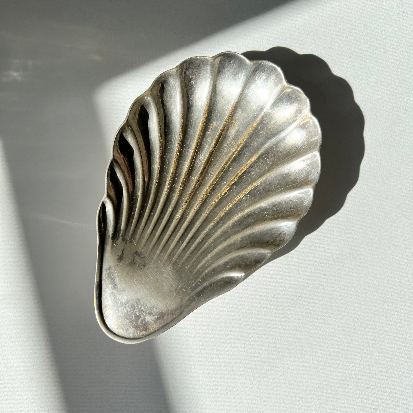 【Vintage】England - 1940‐50s  Metal Shell Dish