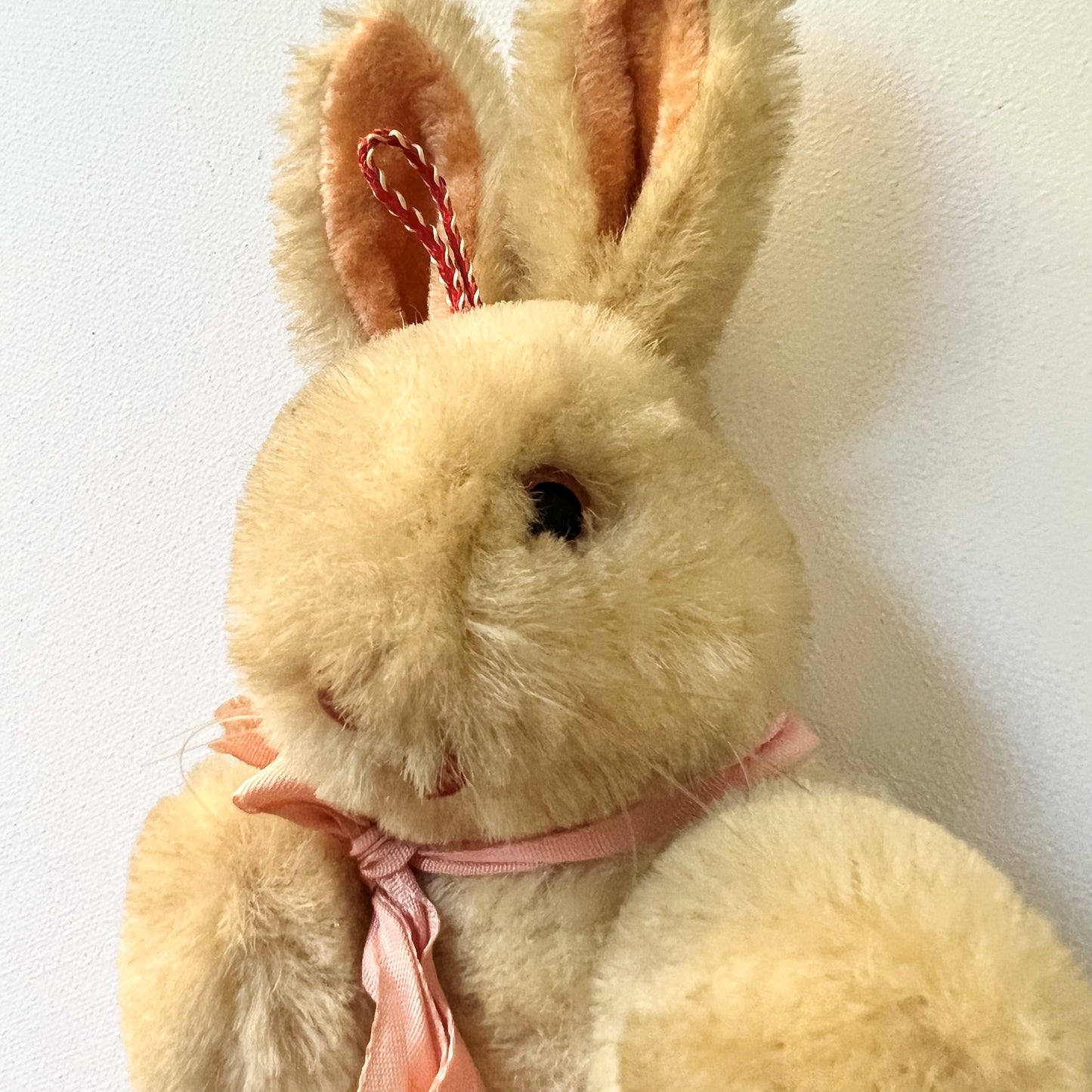 【Vintage】China ‐ 1950s Pink Ribbon Rabbit