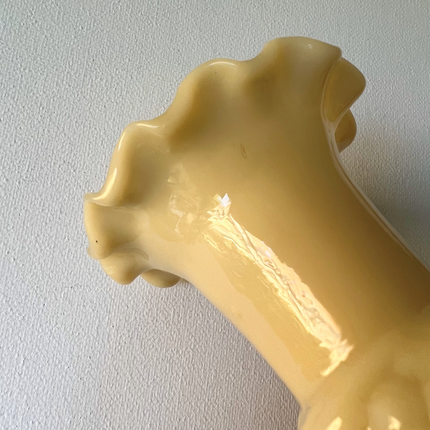 【Antique】France - early 1880s Yellow Milk Glass Corn Vase