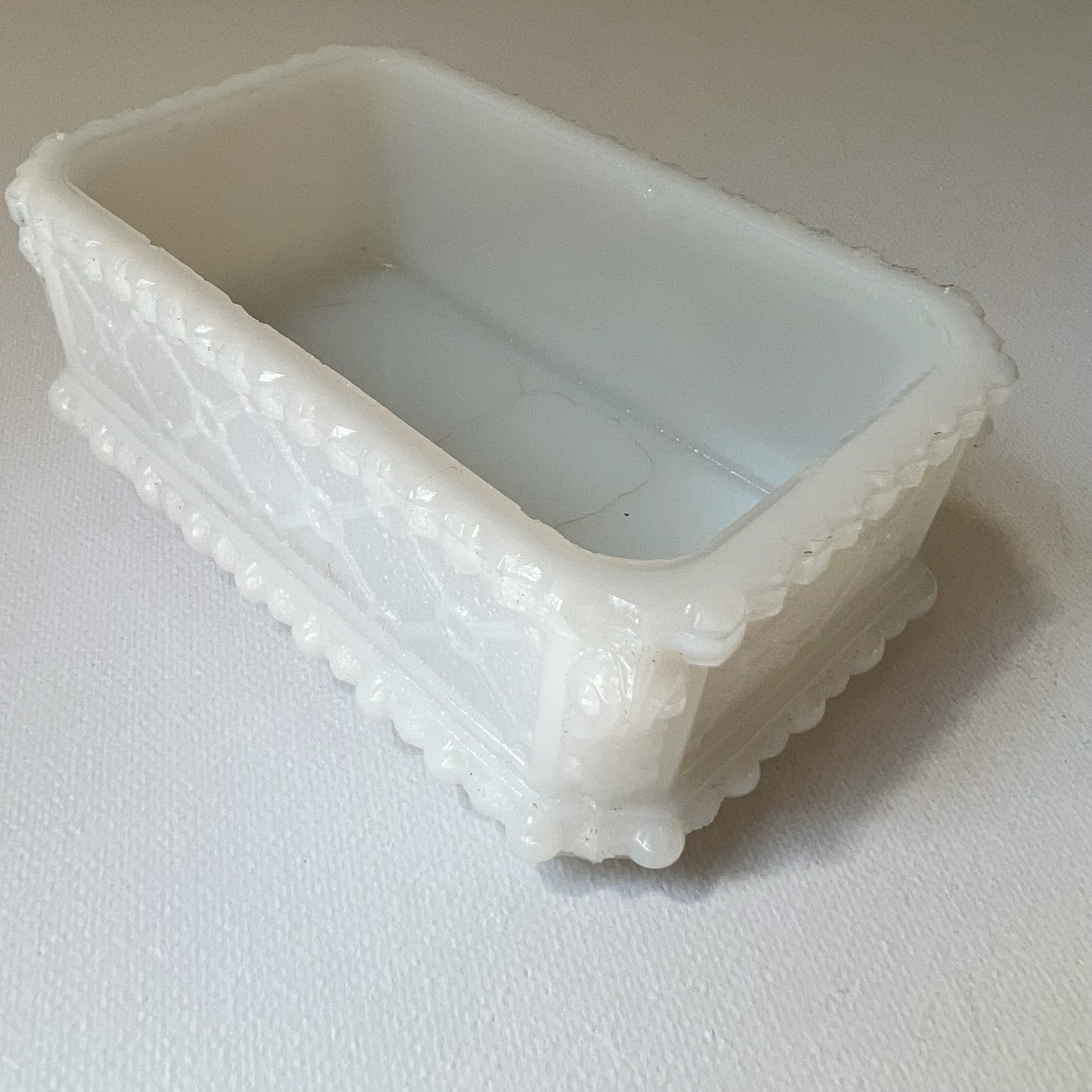【Antique】France - 1907s White Milk Glass Box