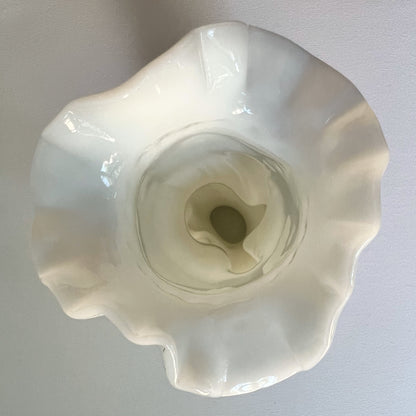 【Vintage】France ‐ 1950s White Milk Glass Hand Vase