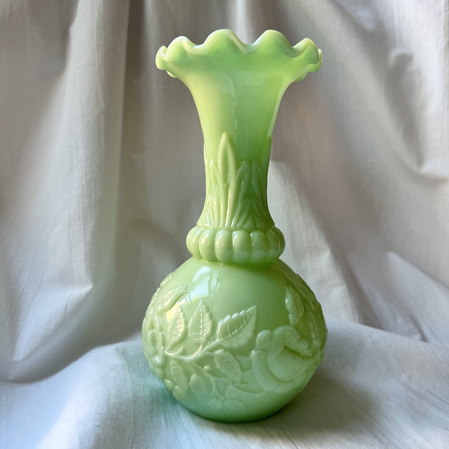 【Antique】France - 1890s Green Milk Glass Peony Vase