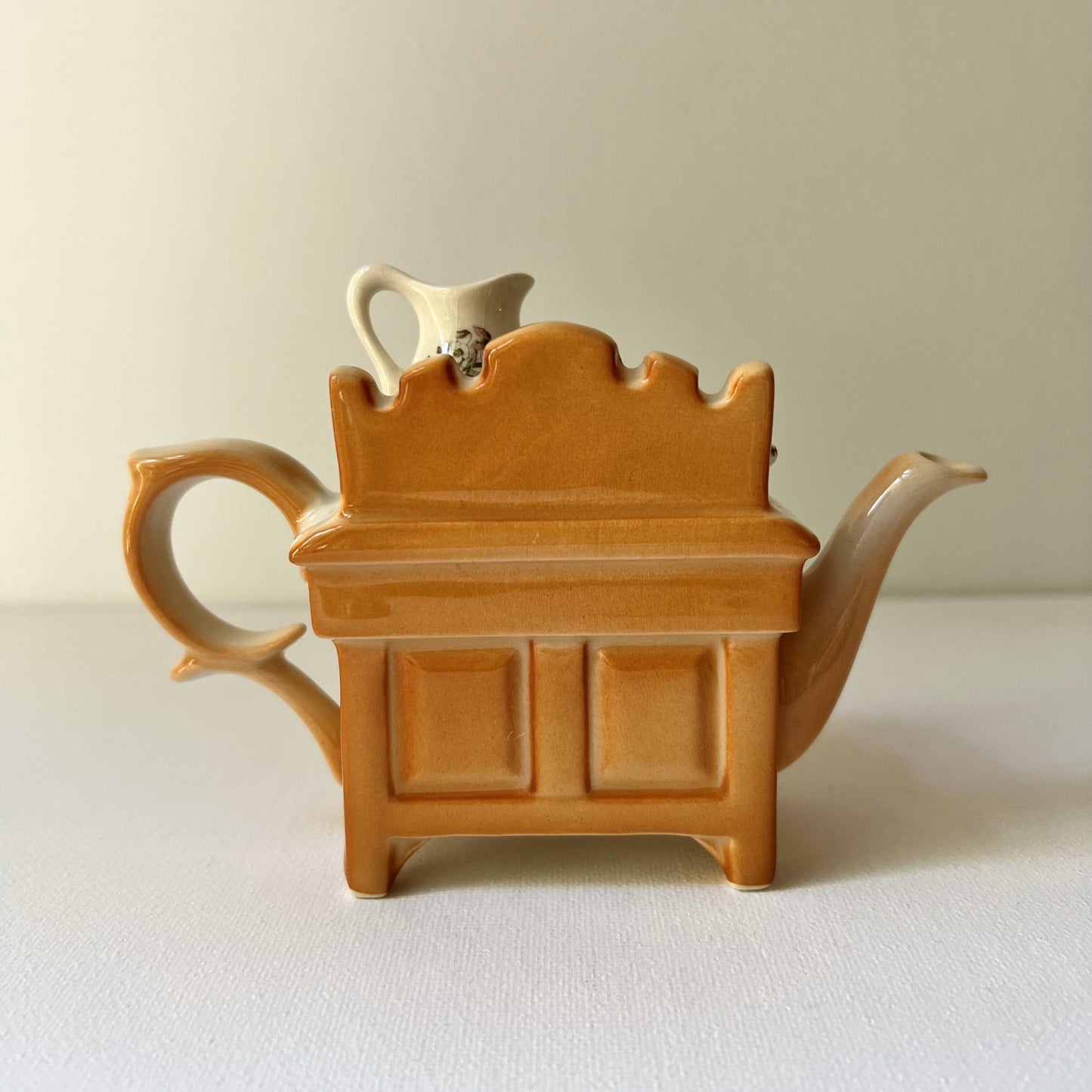 【Vintage】England - PORTMEIRION Wash Stannd Teapot