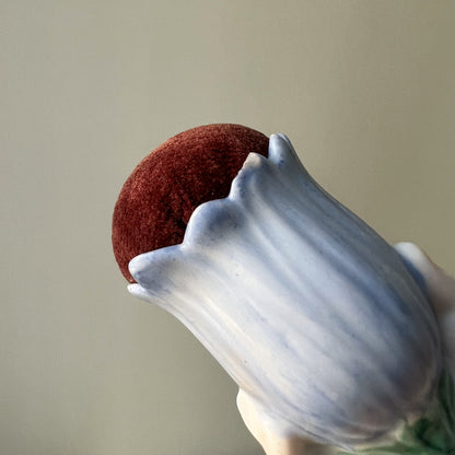 【Vintage】France - 1950s Pottery Tulip & Hand Pin-Cushion