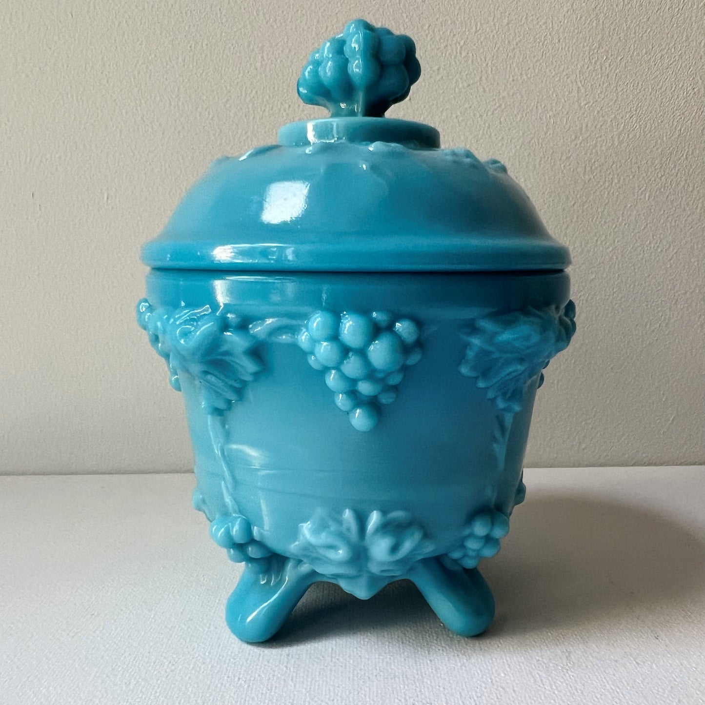 【Vintage】France - Portieux Vallerysthal 1930s Blue Milk Glass Candy Box