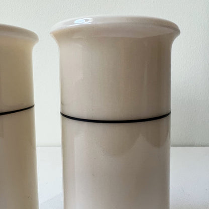 【Vintage】France - Arcopal 1960‐70s  Milk Glass Vase（Set of 2）