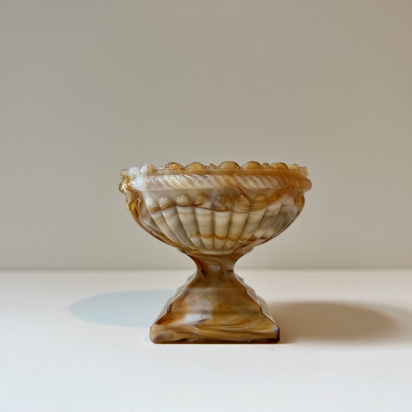 【Antique】France - 1930s Brown Marble Milk Glass Mini Size Candy Dish