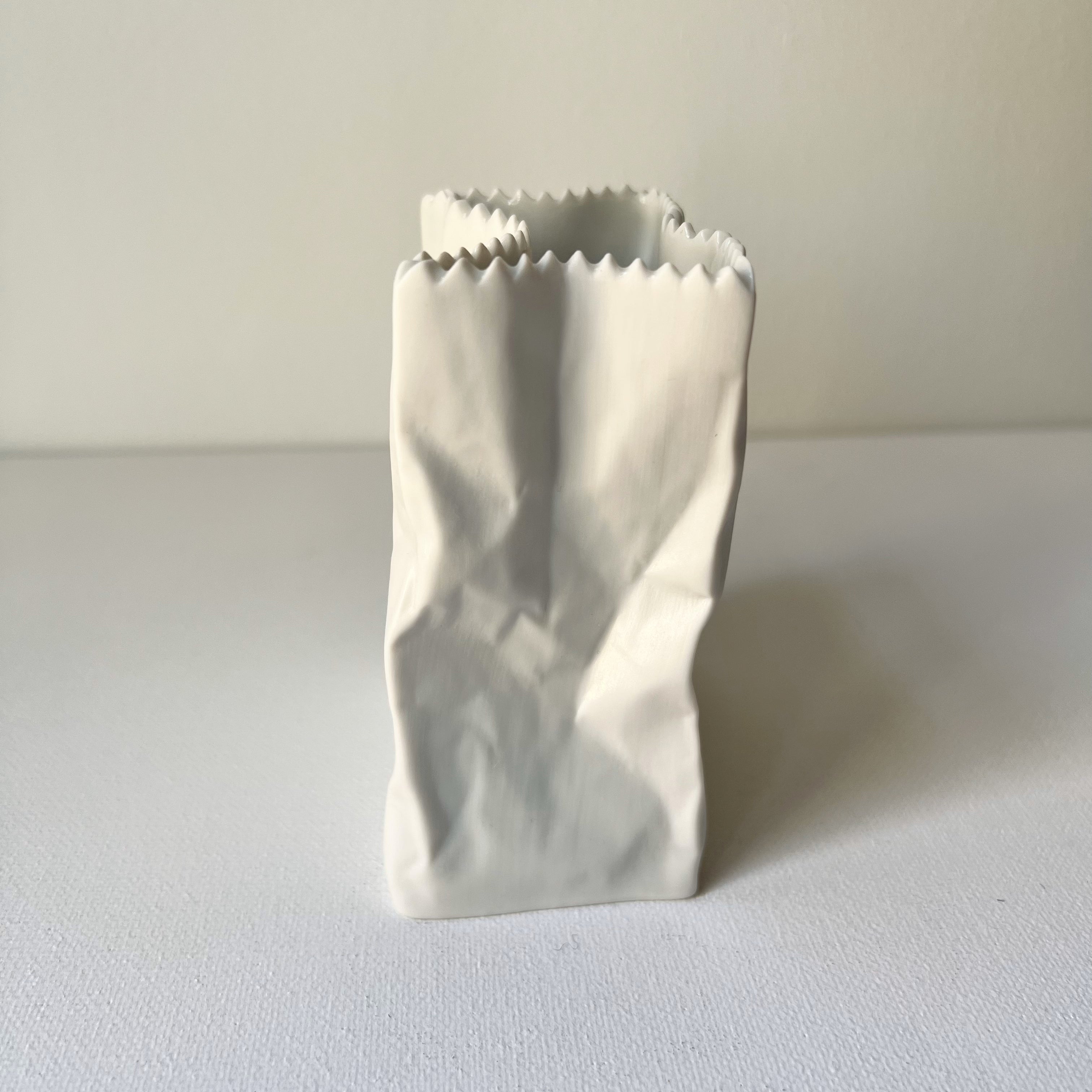 Vintage】Germany - Rosenthal 1970s Paper Bag Vase No.3587/70