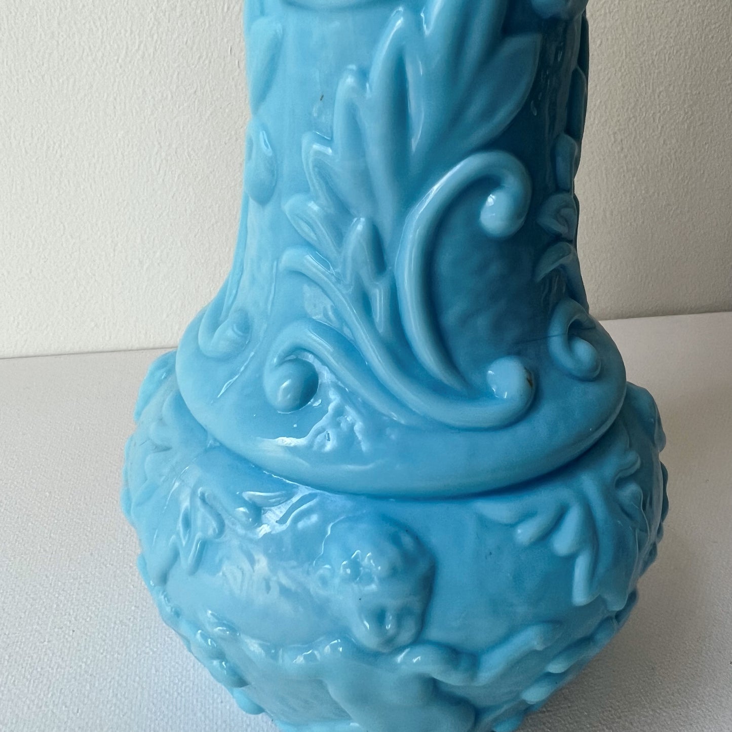 【Antique】France - Portieux 1900s Blue Milk Glass Angel Motif Vase