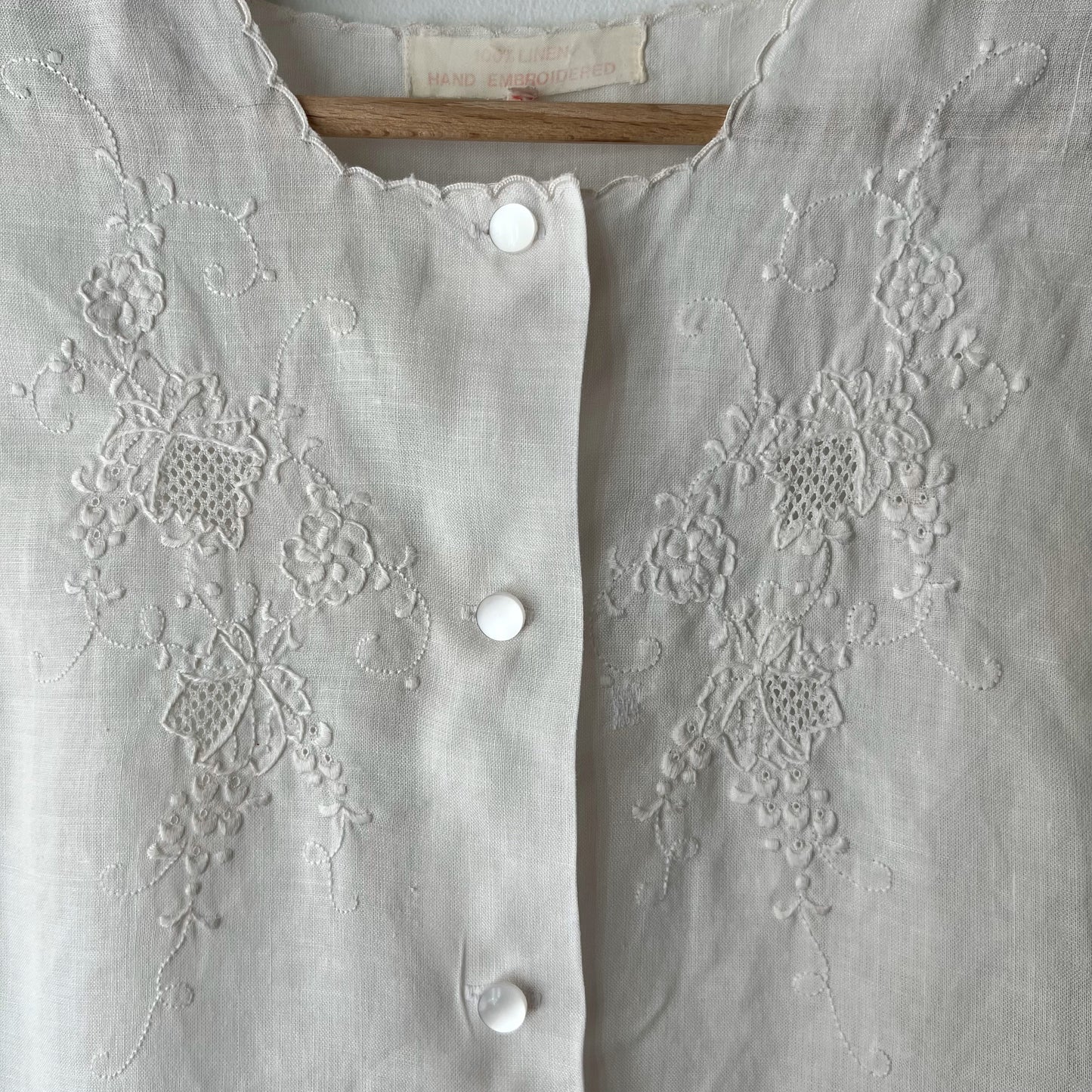 【Vintage】1950s 100%Linen Hand Embroidered Blouse