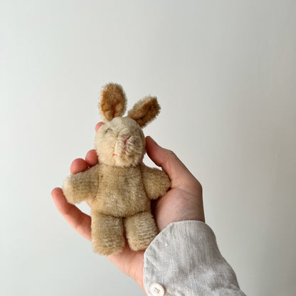 【Vintage】China - 1950s Mini Size Rabbit