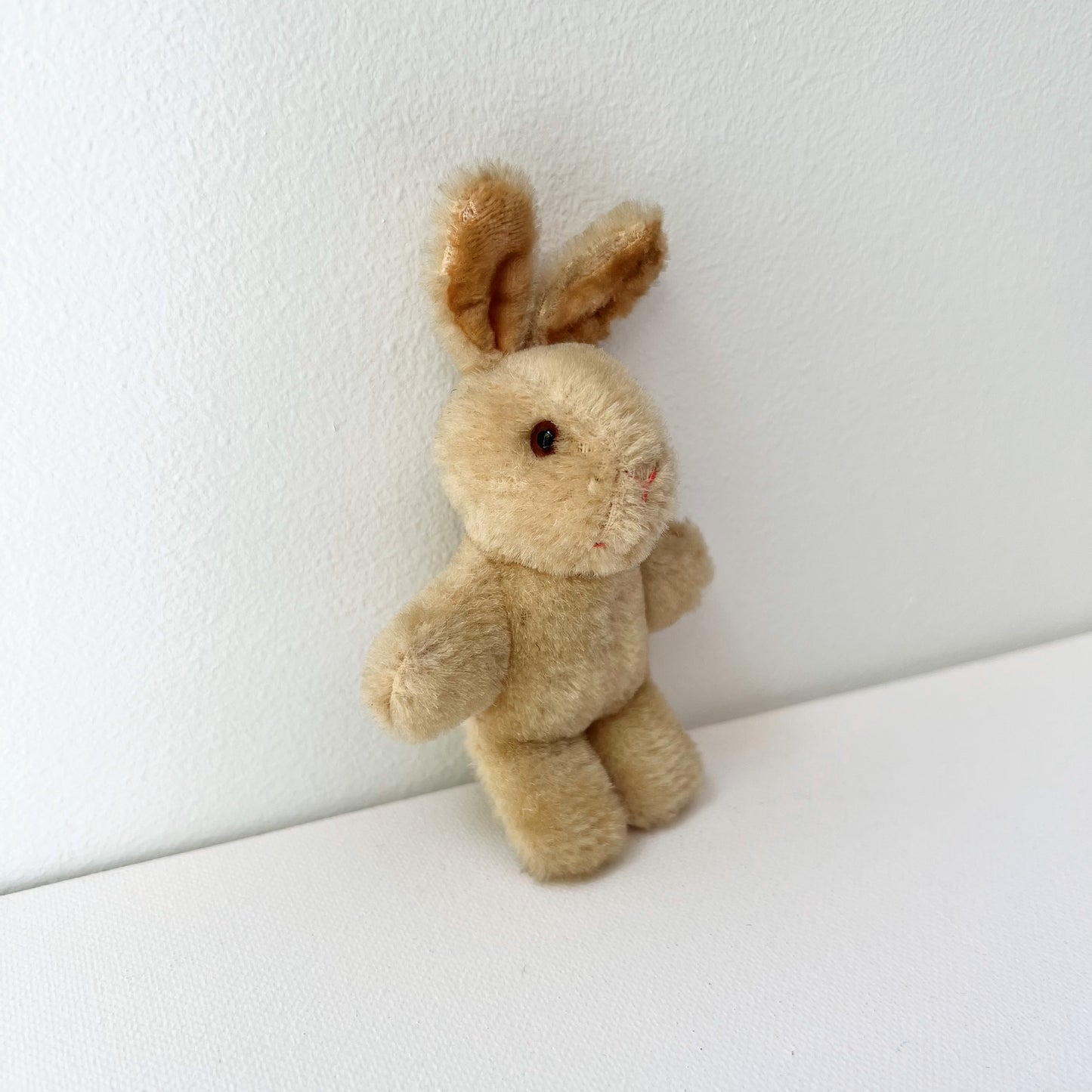 【Vintage】China - 1950s Mini Size Rabbit