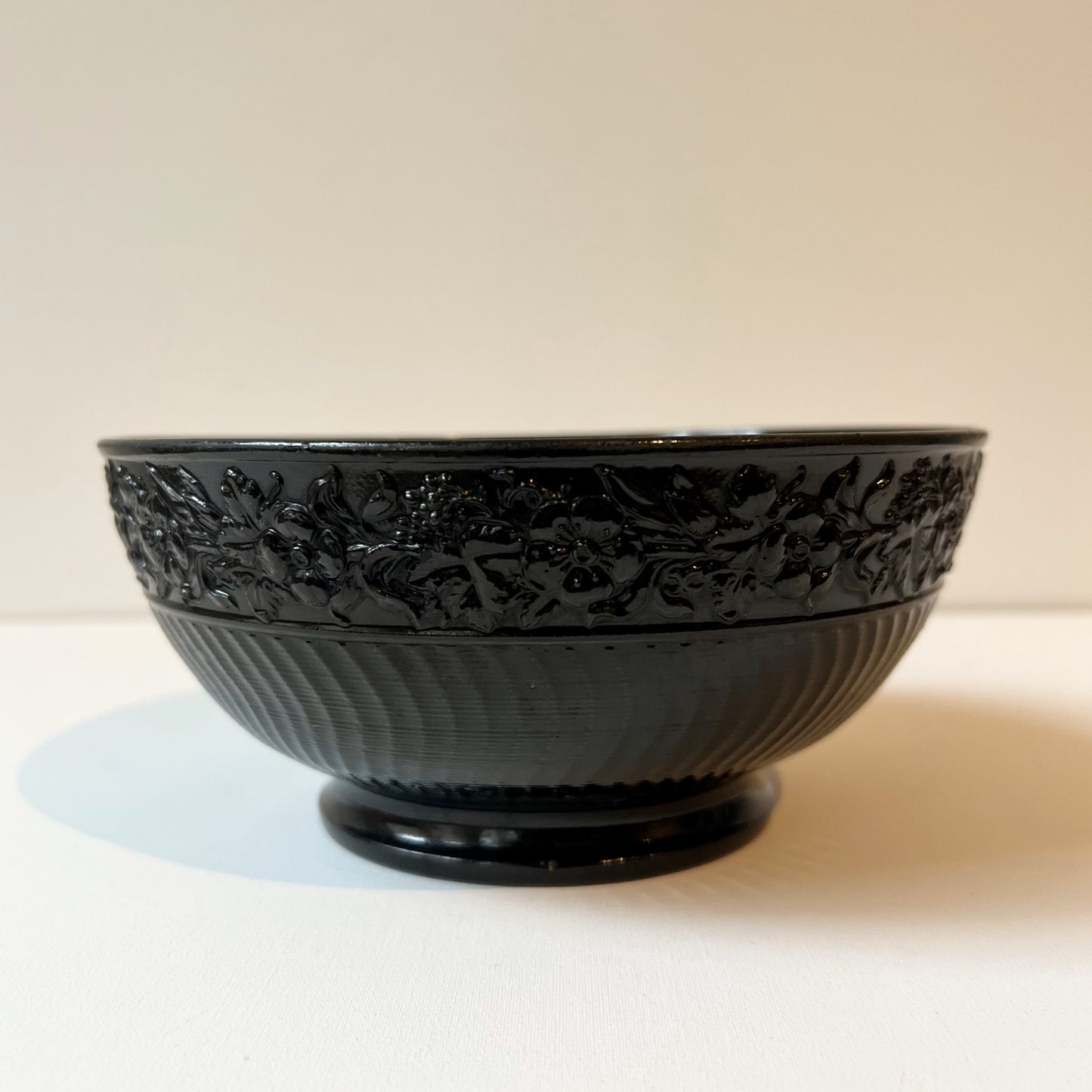 【Antique】UK - 1800-30s Wedgwood Black Pottery Bowl