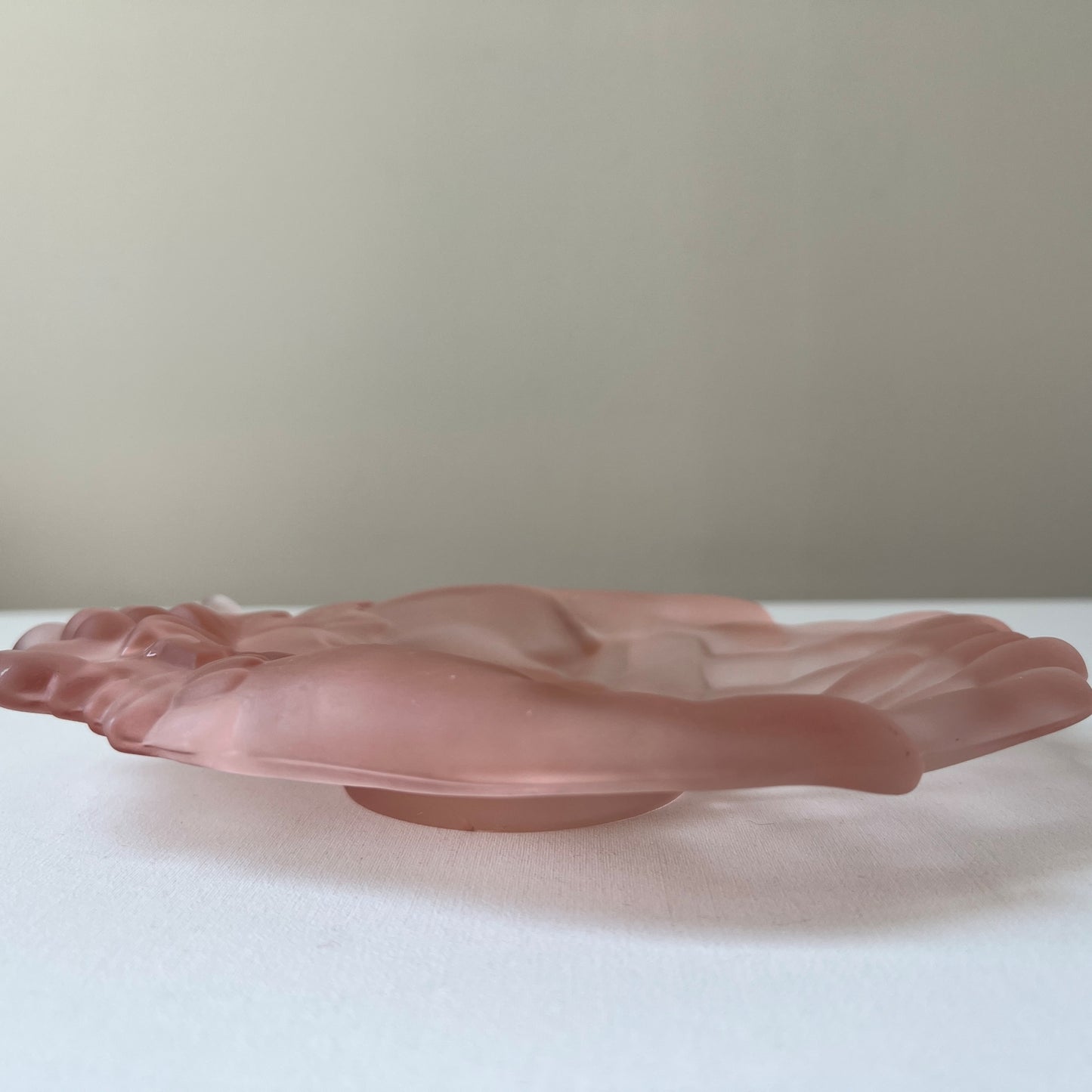 【Vintage】1940-60s Pink Frosted Glass Hand Tray