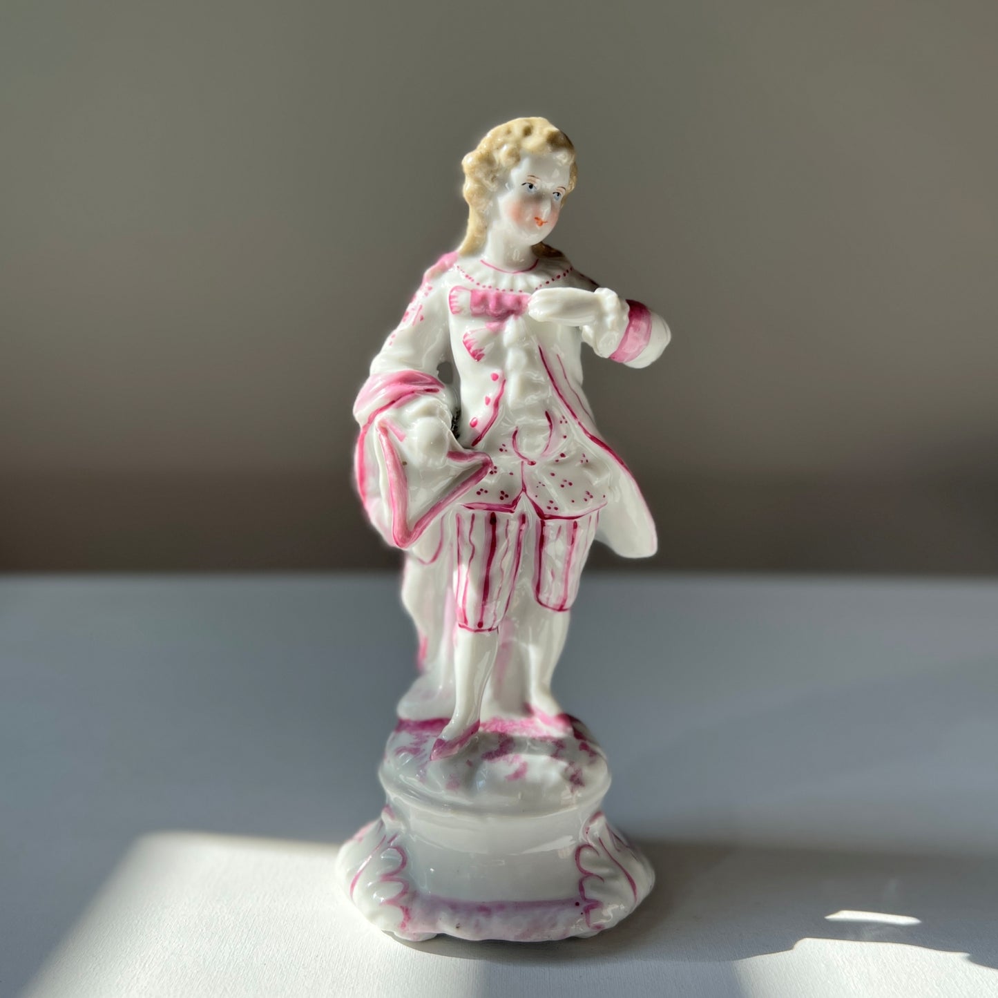 【Antique】Germany ‐ 1880-90s Nobleman Porcelain Figurine