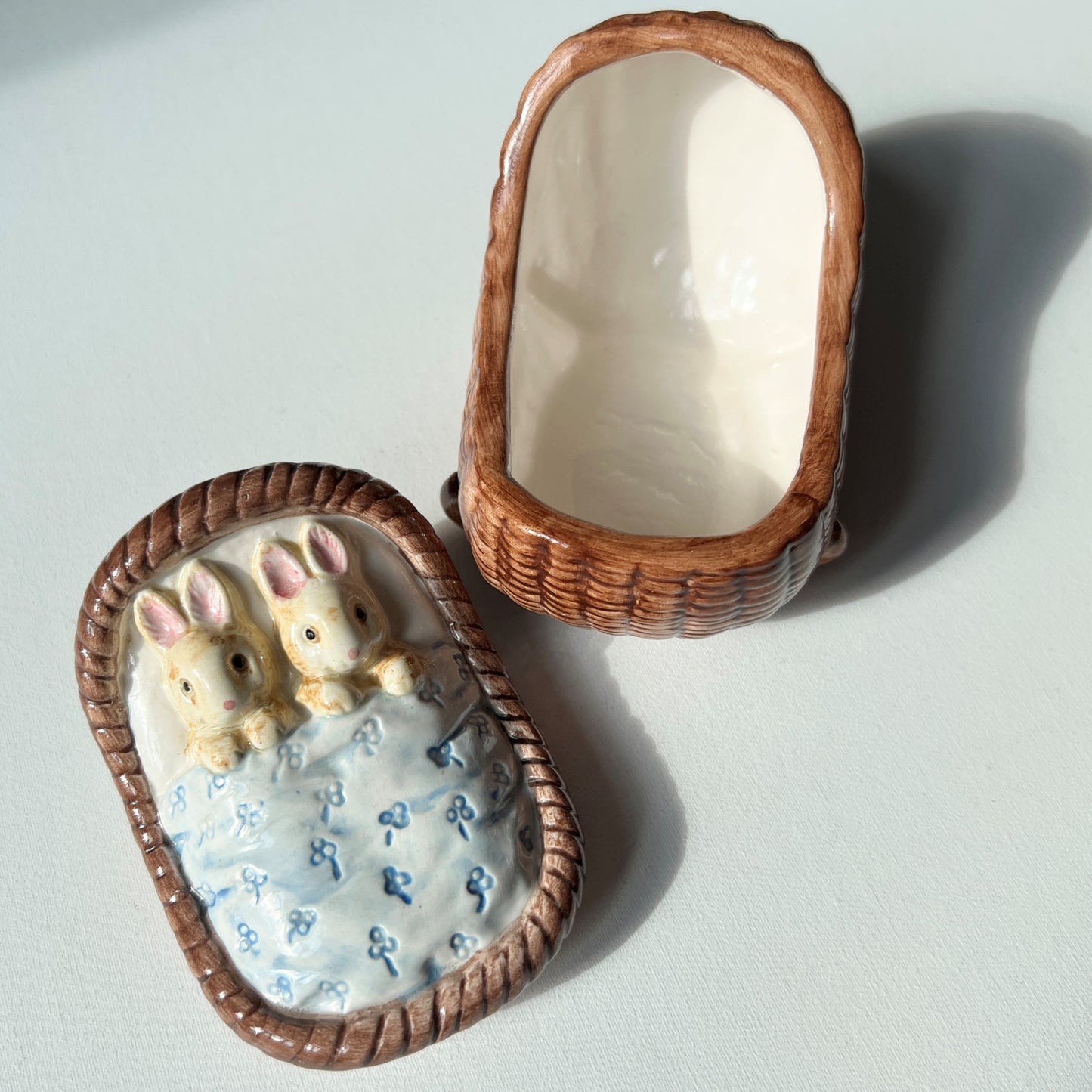 【Vintage】1970s Rabbits Trinket box