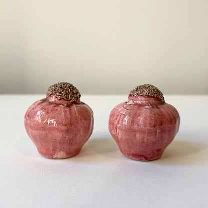 【Vintage】France ‐ 1970s Garlic Motif Salt and Pepper