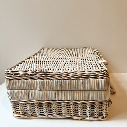 【Vintage】Germany - 1960s Picnic Basket with Cushion