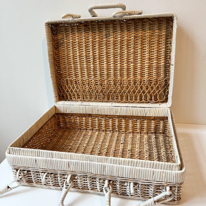 【Vintage】Germany - 1960s Picnic Basket with Cushion