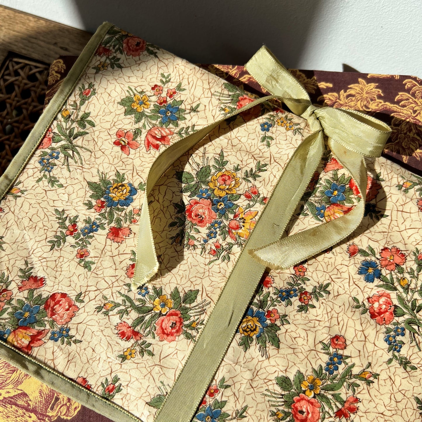 【Vintage】France - 1950s Flower Fabric Case