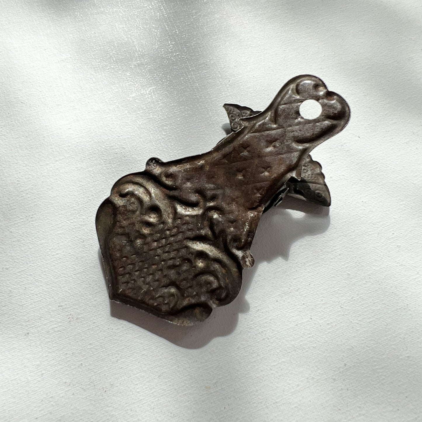 【Antique】UK - 1900s Victorian Mini Hand Clip 8.1cm