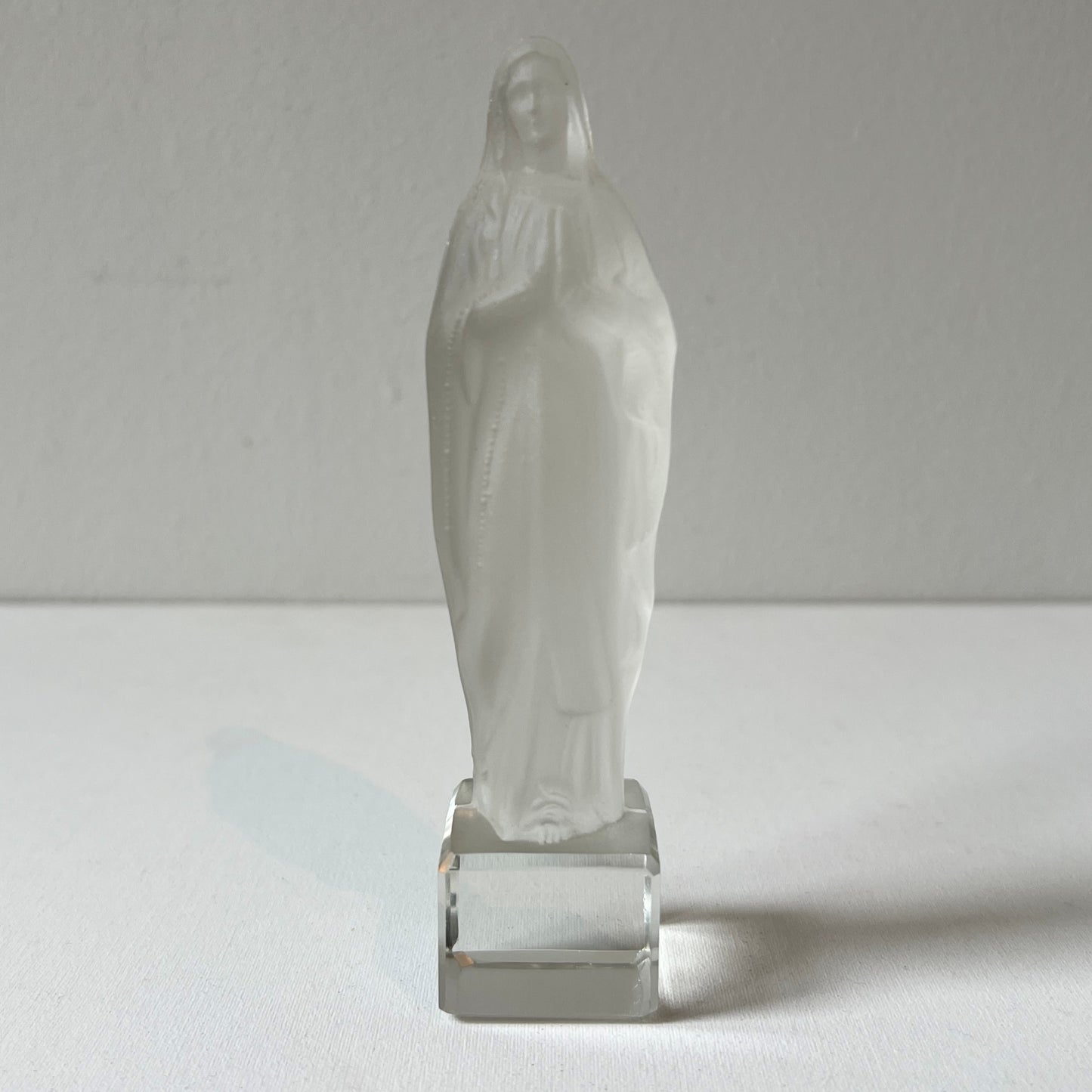 【Vintage】Czechoslovakia ‐ 1950s Glass Maria Statue