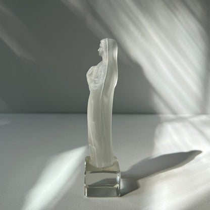 【Vintage】Czechoslovakia ‐ 1950s Glass Maria Statue