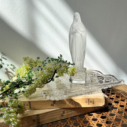 【Vintage】Czechoslovakia ‐ 1950s Glass Maria Statue