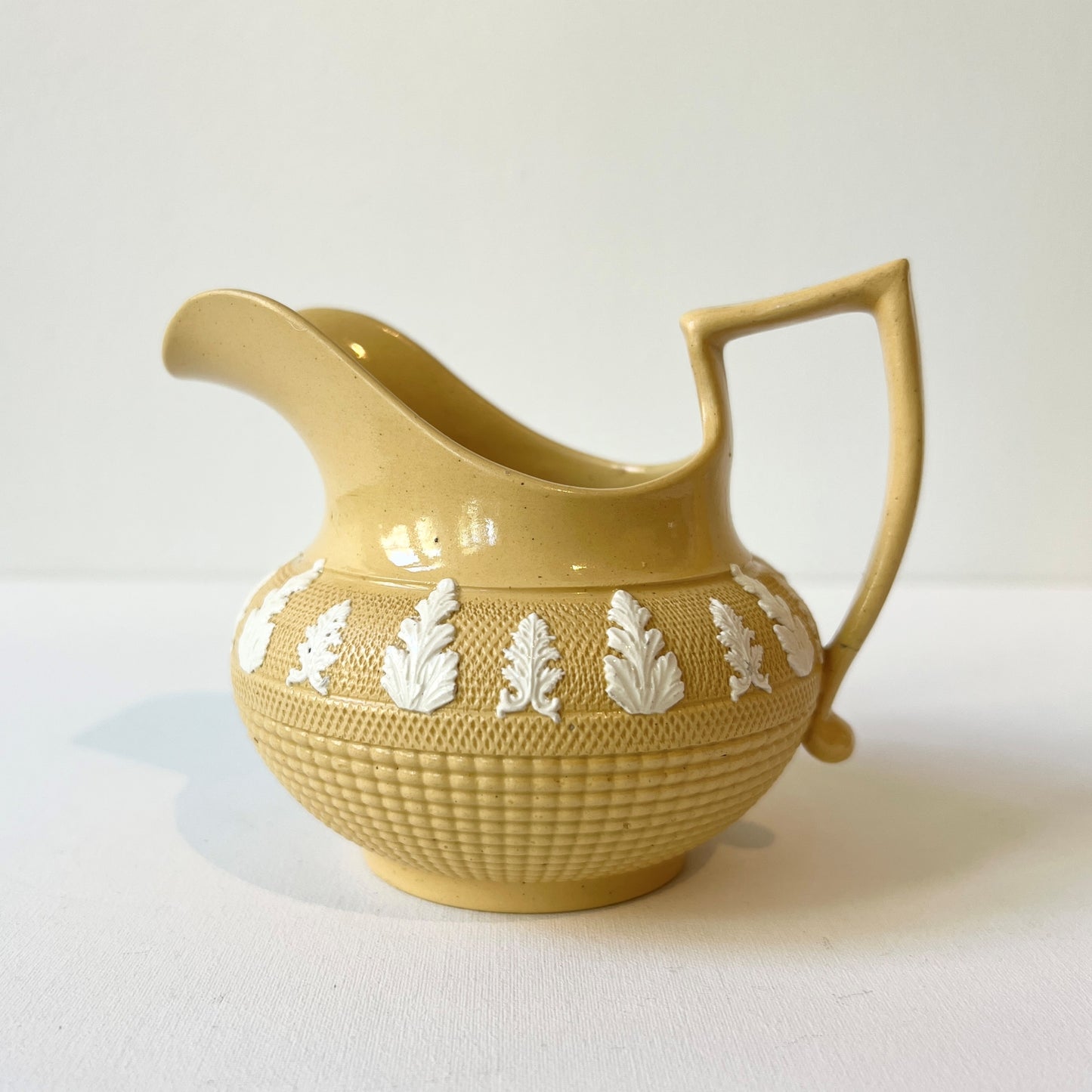 【Antique】UK - 1800-30s Wedgwood Jug and Pot Set