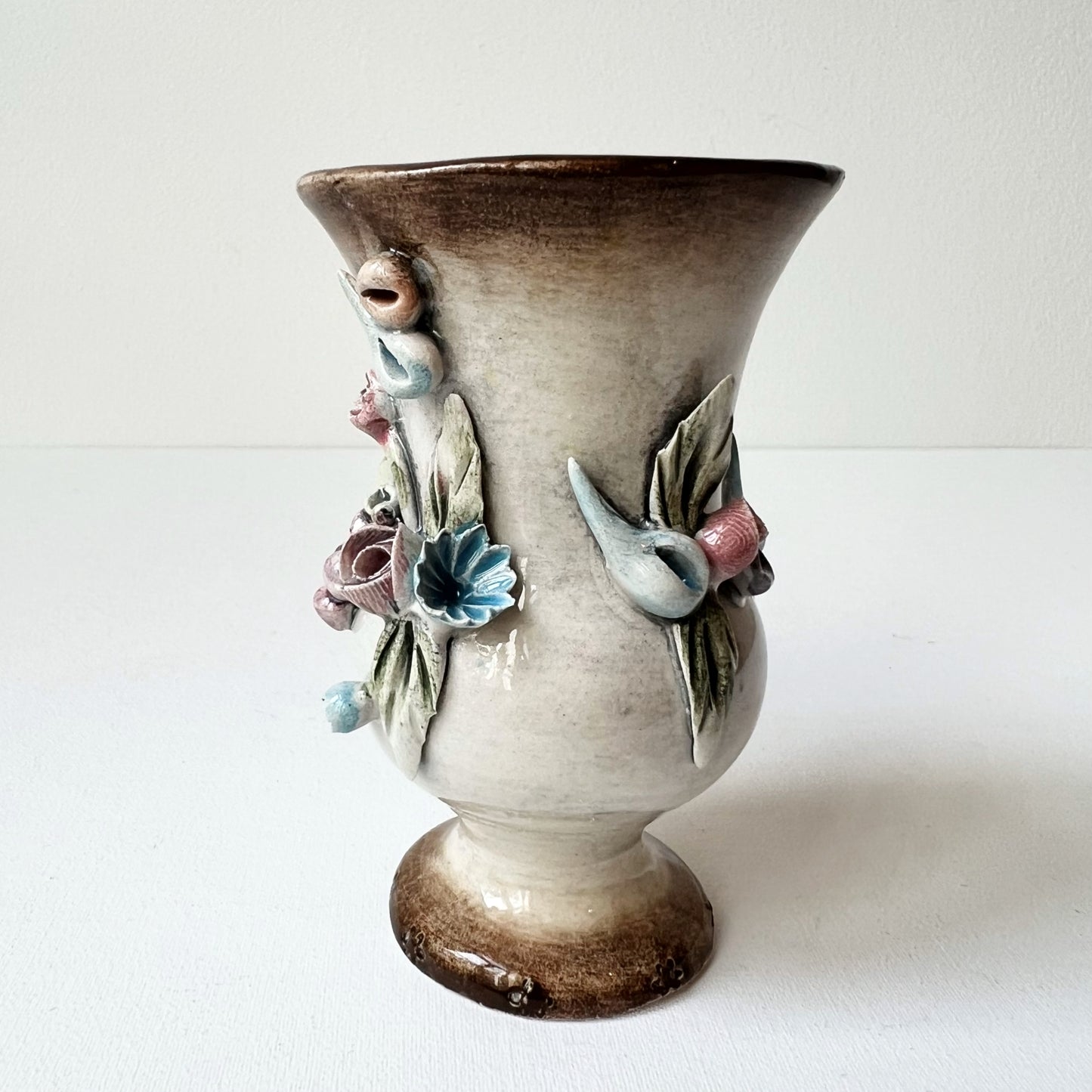【Vintage】Italy - 1950s Mollica Handmade Grape Relief Pottery Cup（A）