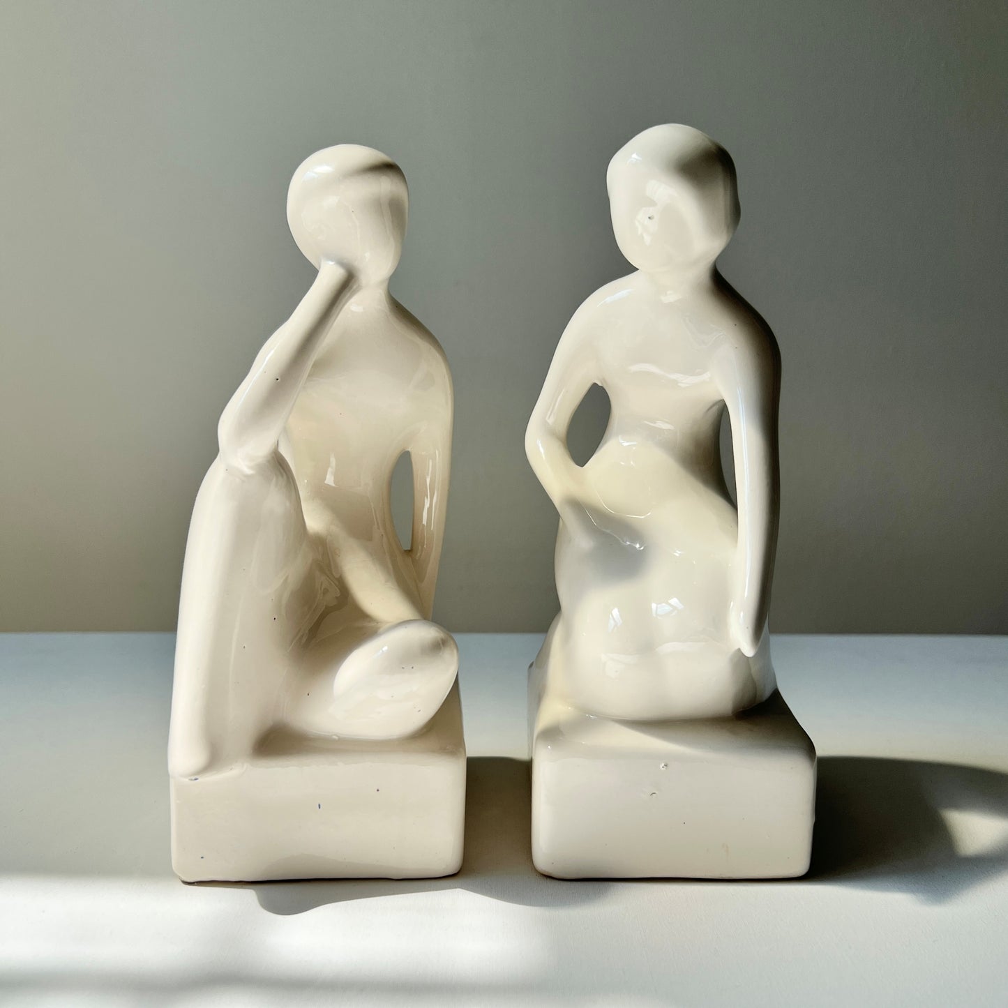 【Vintage】Netherlands - 1980s Handmade Ceramic Conceptual Statue Bookend