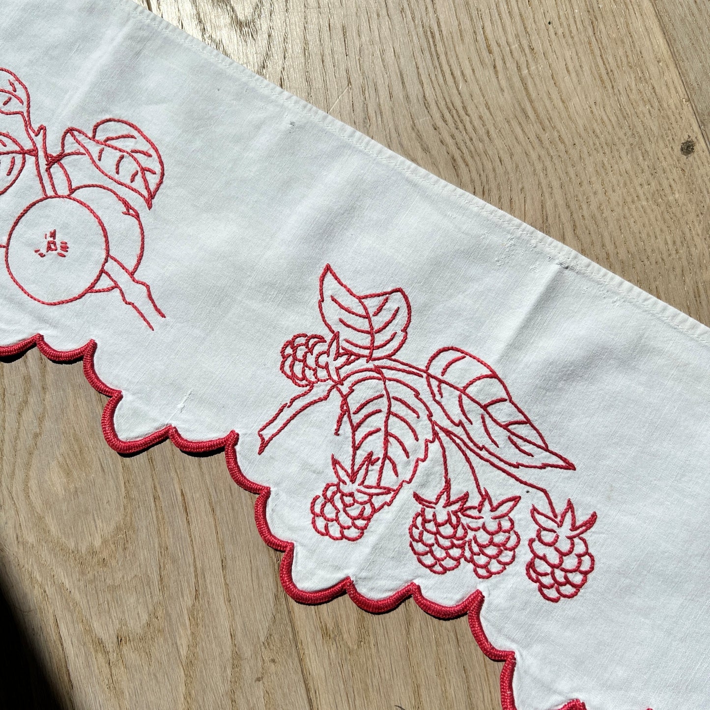 【Vintage】France - Redwork Embroidery Ribbon Trim Set