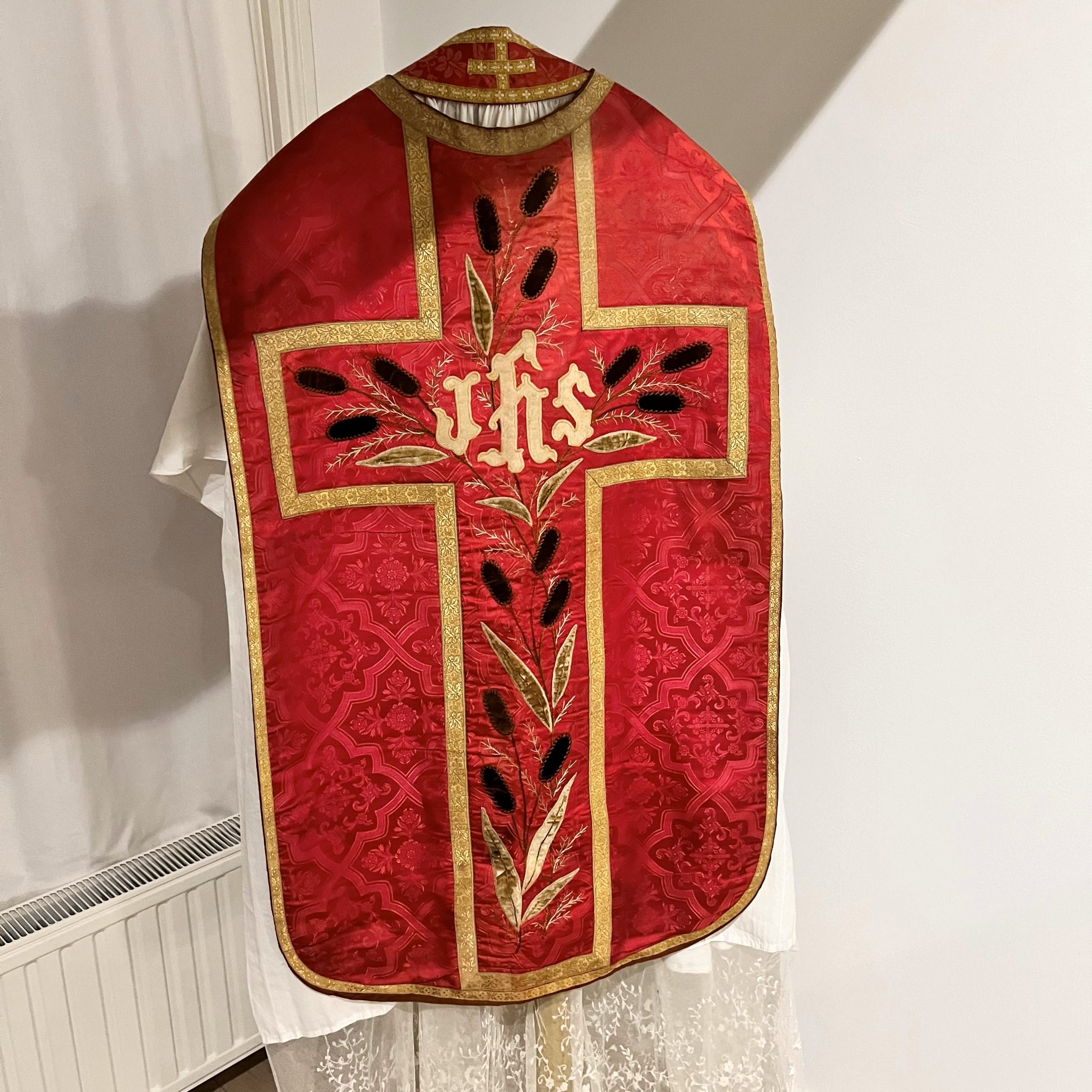 Antique】France - 1880‐1900s Catholic Chasuble – Nieuwe Maan Antiek