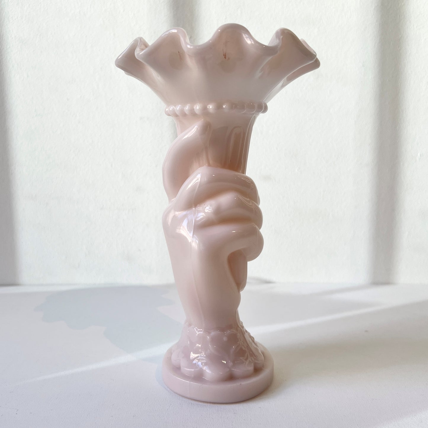 【Vintage】France ‐1950s Pink Milk Glass Hand