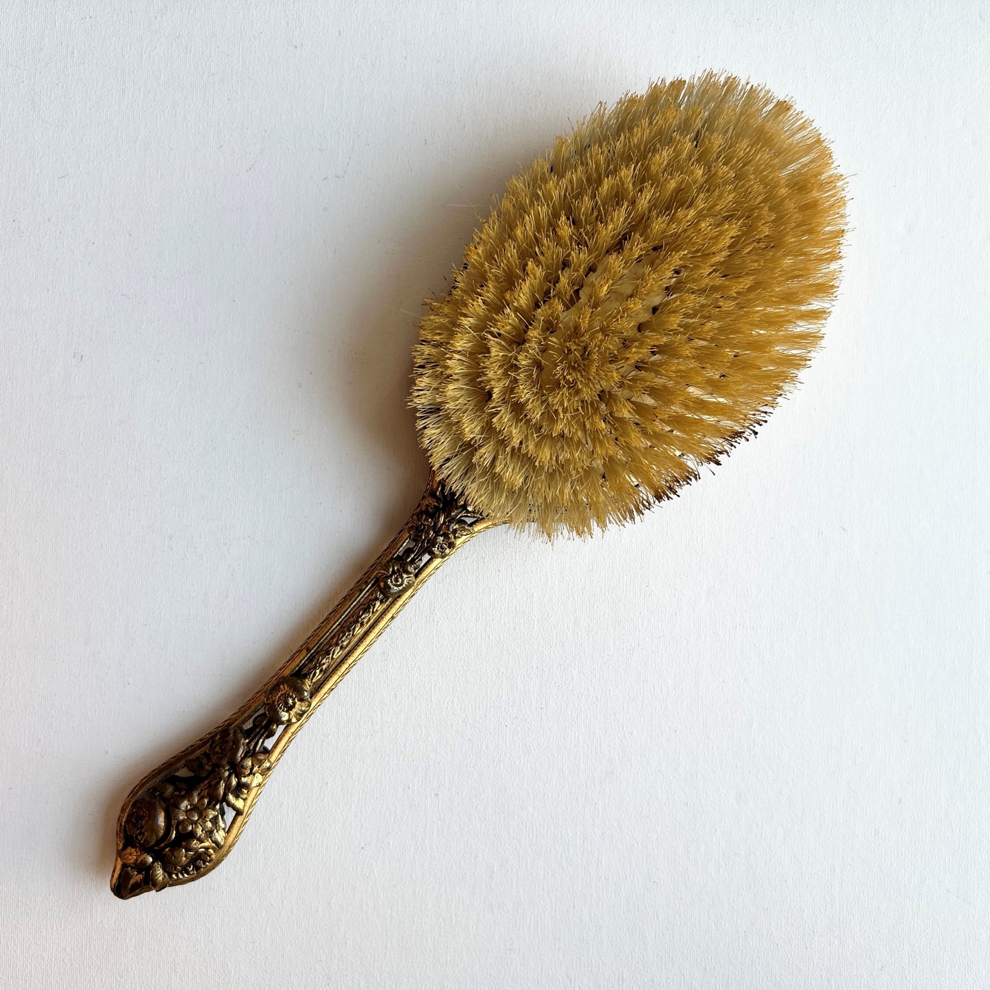 【Vintage】UK ‐ 1940s Petit Point Dressing Brush Set