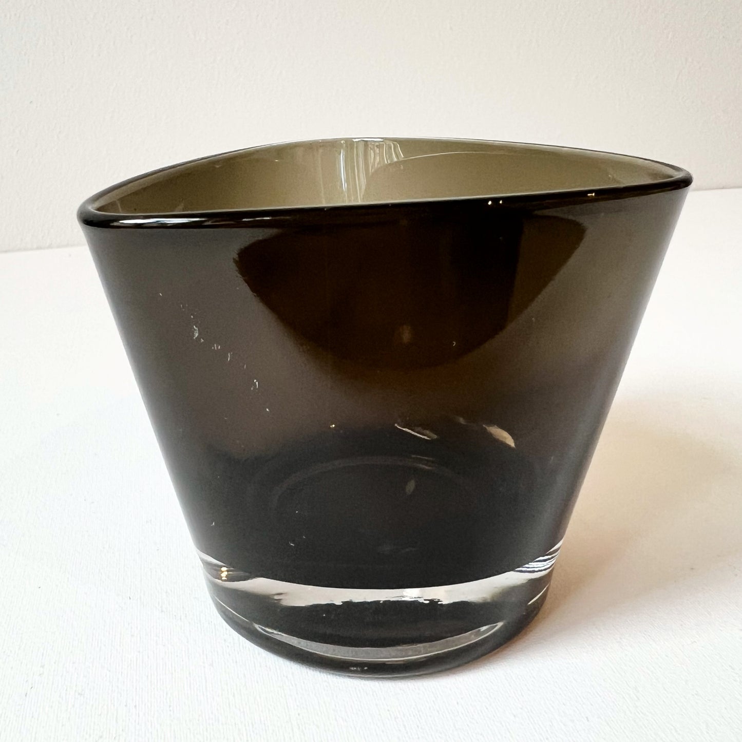 【Vintage】Germany - Triangular Black Glass