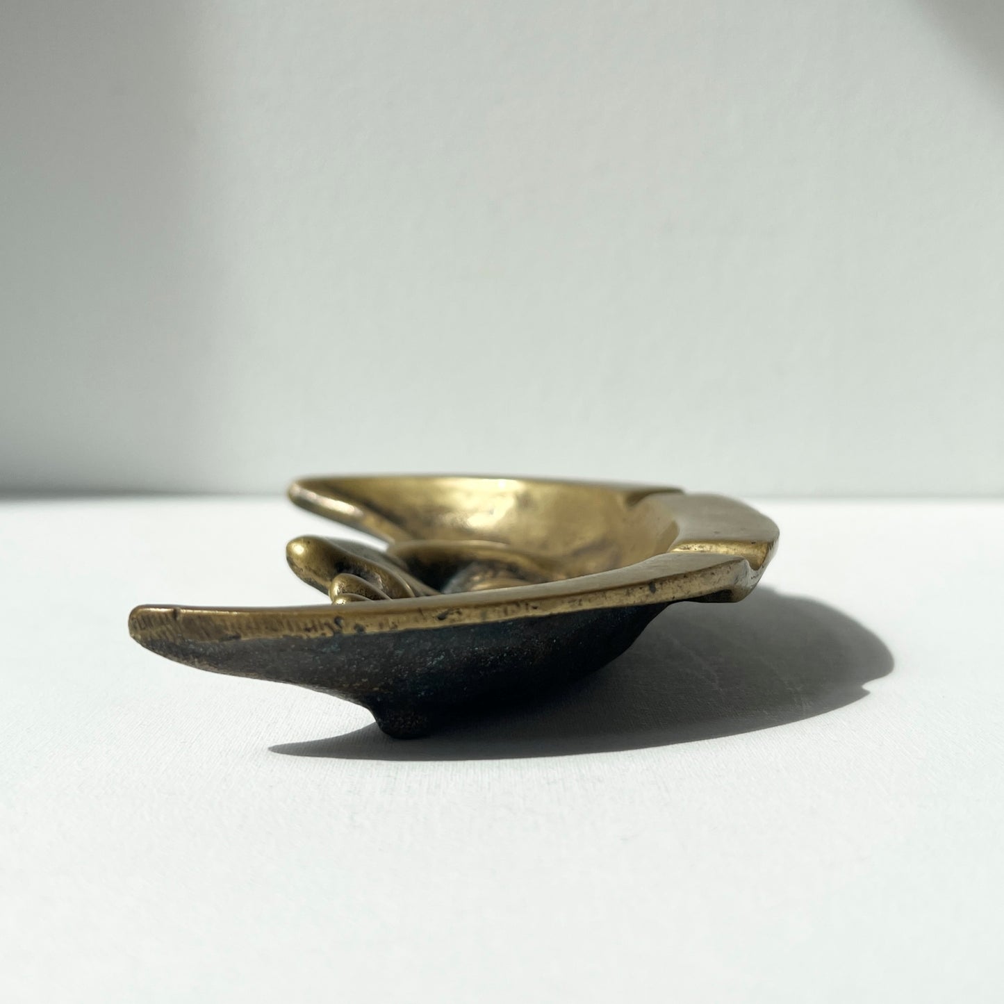 【Vintage】UK ‐ 1950s Half Moon Ashtray