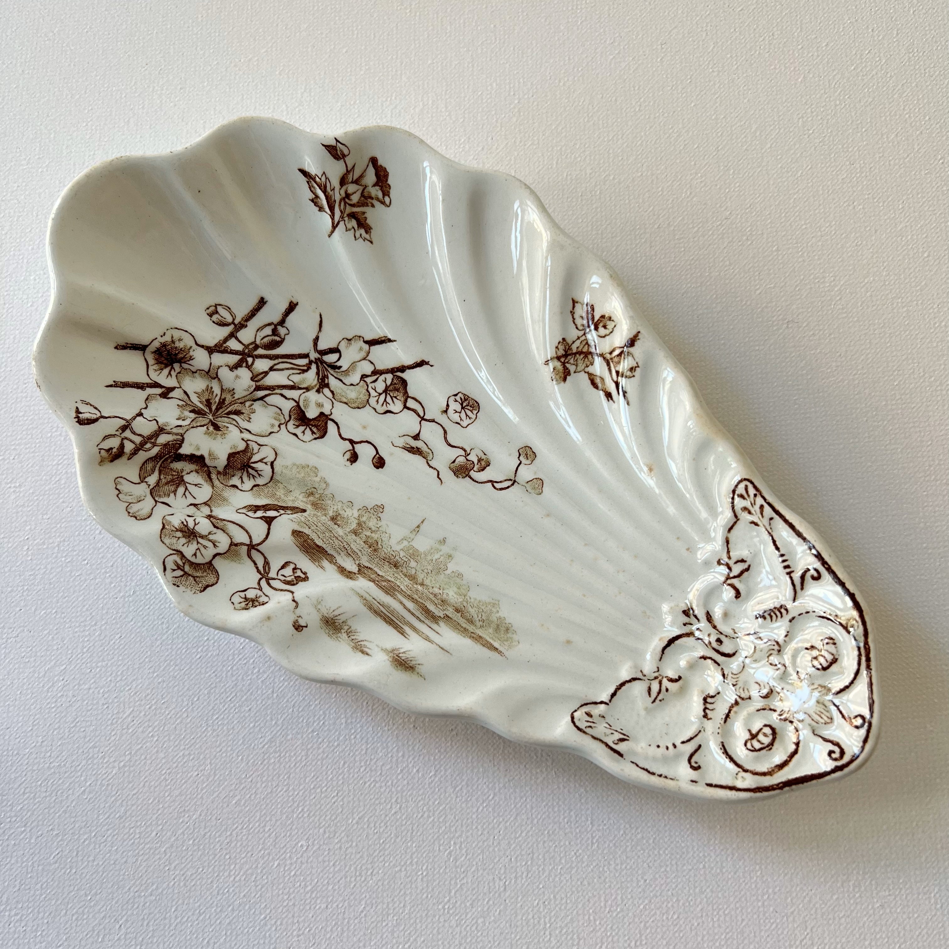 Antique】France ‐ Jules Vieillard Bordeaux late 1800s Shell-Shaped